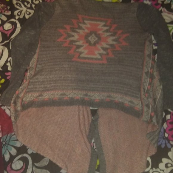 Wet Seal; Aztec; Cardigan; Longer in front - Picture 2 of 3